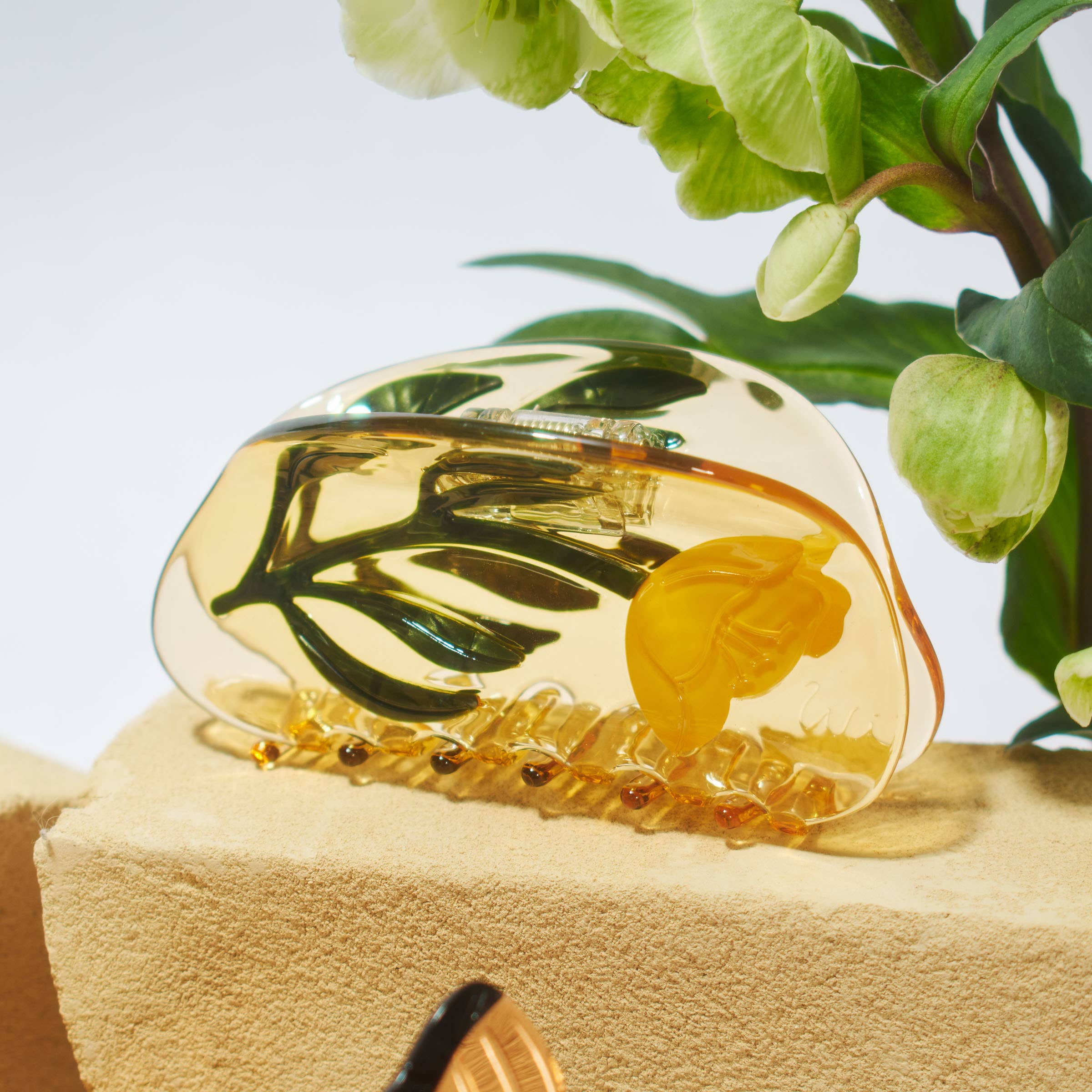 Buttercup Hair Claw - Image 5