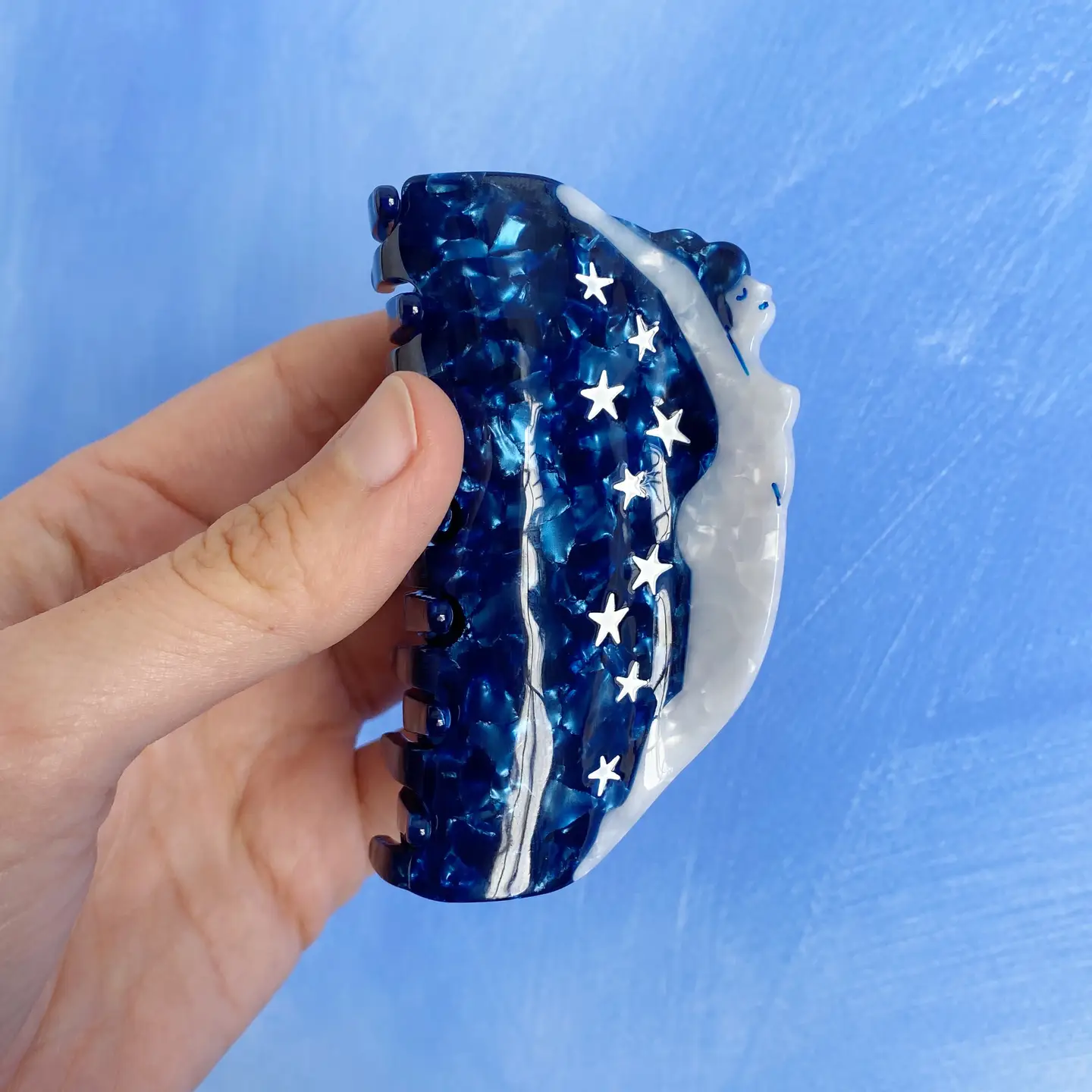 Cosmic Woman Hair Claw - Image 3
