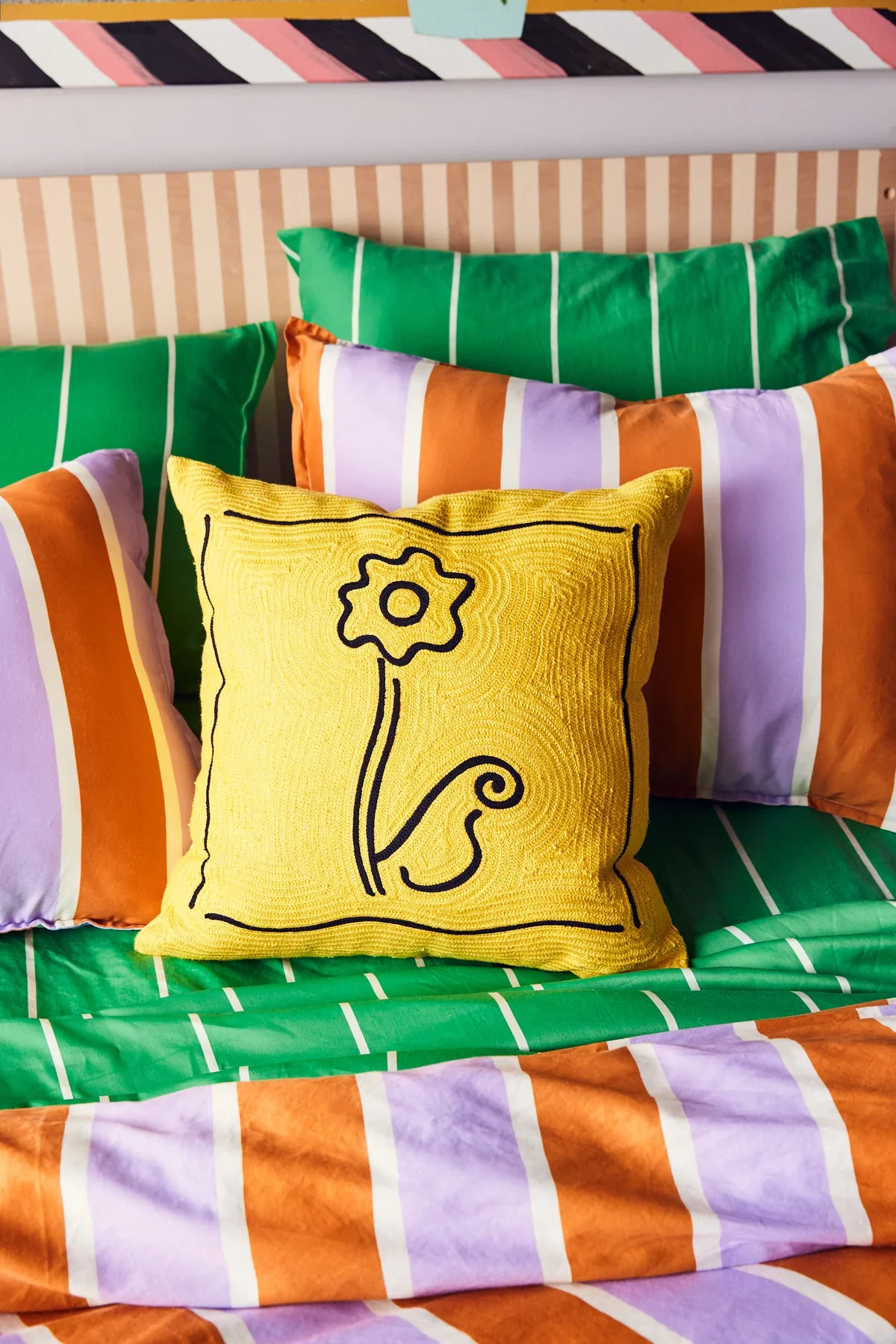 Daisy Cushion - Image 3
