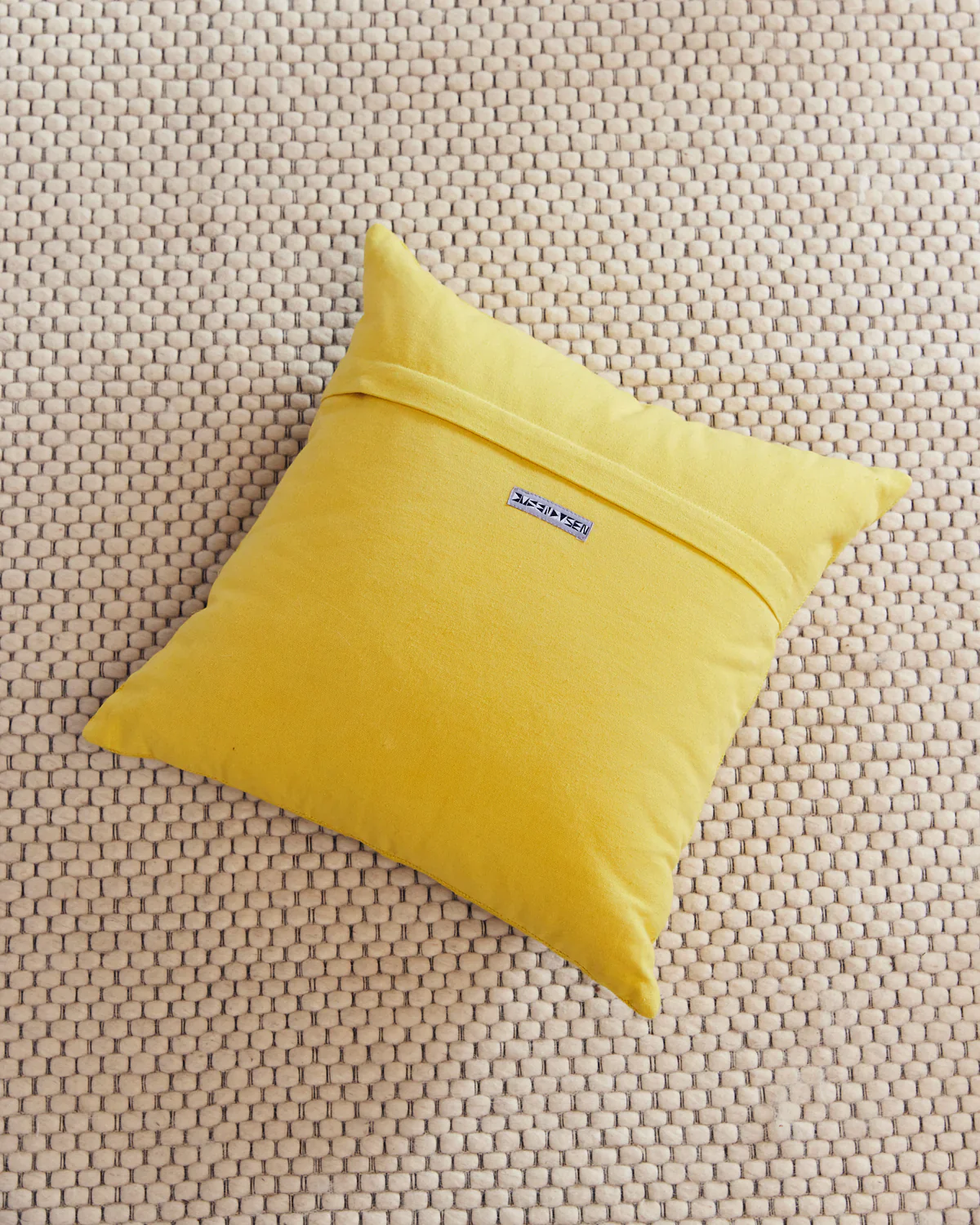 Daisy Cushion - Image 4
