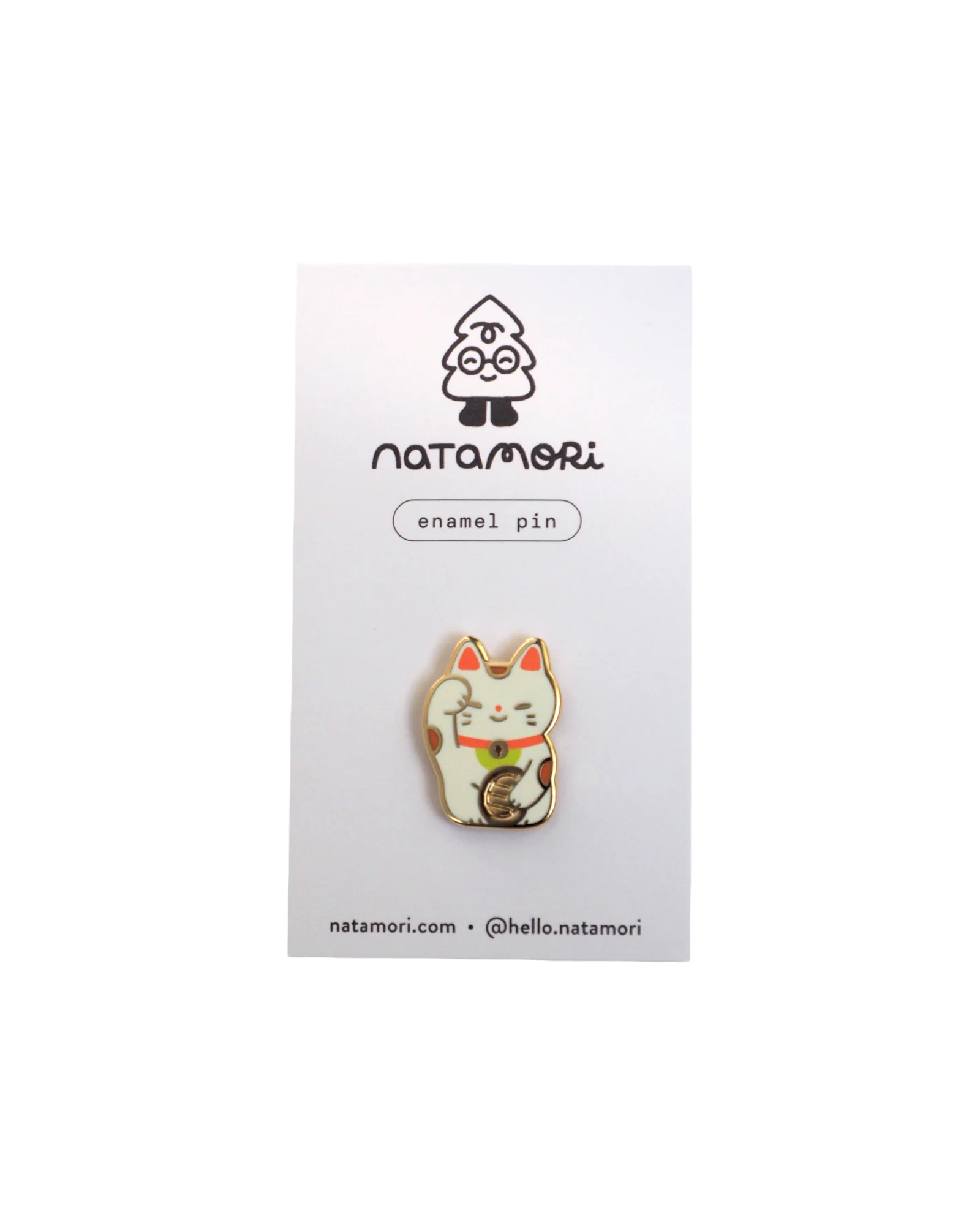 Lucky cat • enamel pin