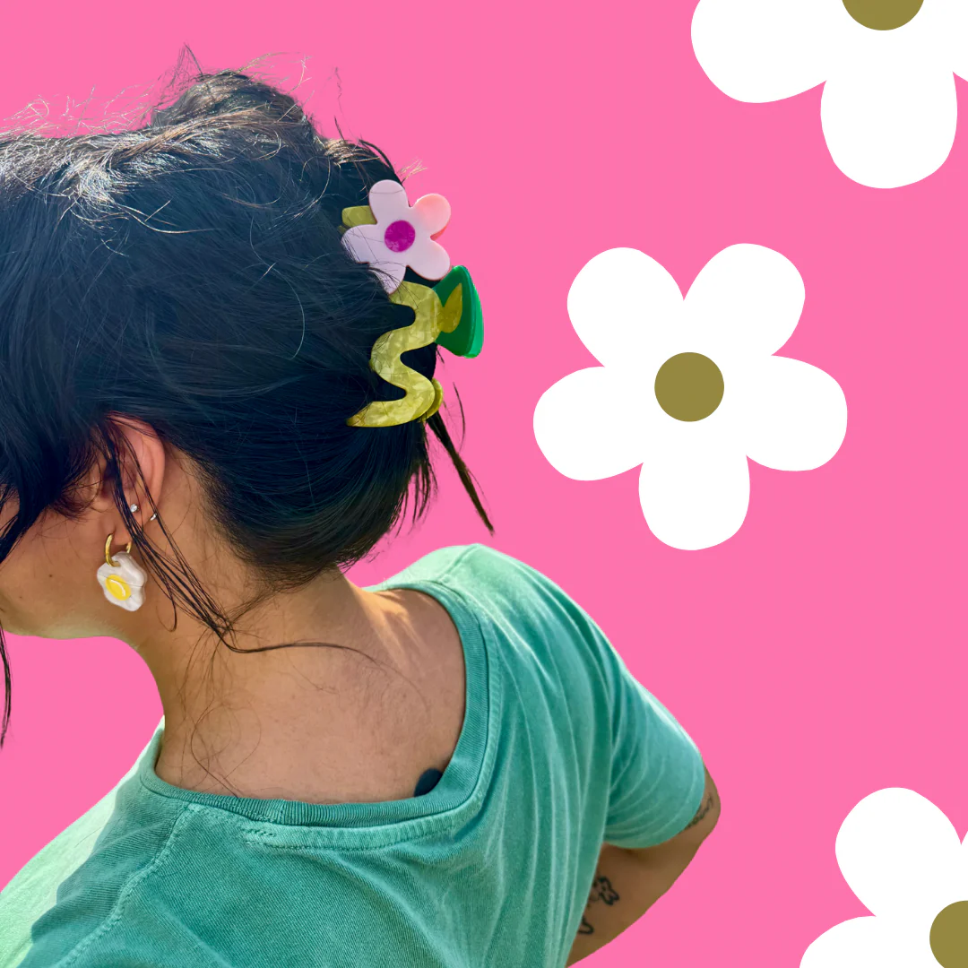 Wavy Daisy Hair Claw - Image 6
